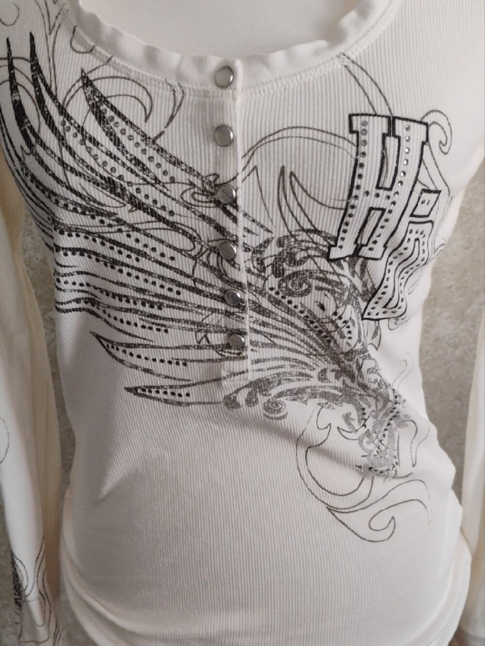 Harley Davidson Women's Cream Long-Sleeve Graphic Henley Top/Bikers/Size M - Picture 4 of 14